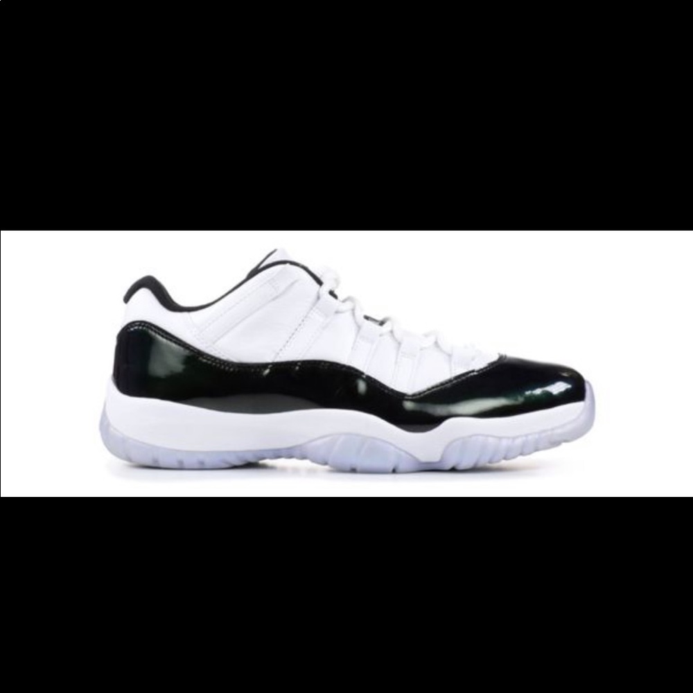 Air Jordan 11 Retro Low ‘Emerald’